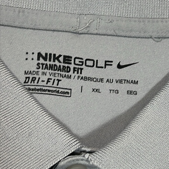 Disney’s 2018 EPCOT Food & Wine Festival Nike Dri Fit Polo - Picture 3 of 9